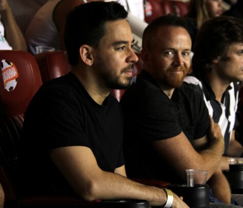 Linkin Park, Dave Farrell, Mike Shinoda