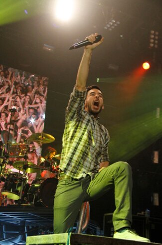 Linkin Park, Chester Bennington, Chaz Bennington
