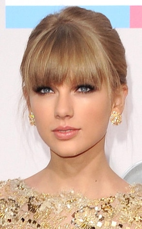 Taylor Swift, Headshot