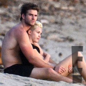 Liam Hemsworth, Miley Cyrus Liam Hemsworth, Miley Cyrus