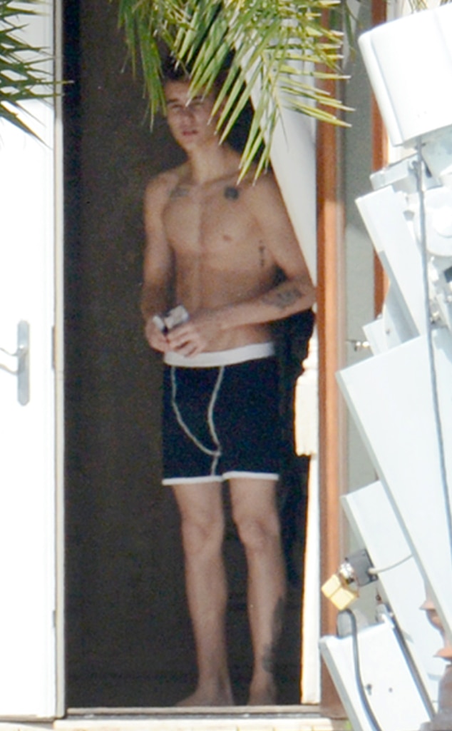 Justin Bieber, Shirtless Justin Bieber, Shirtless