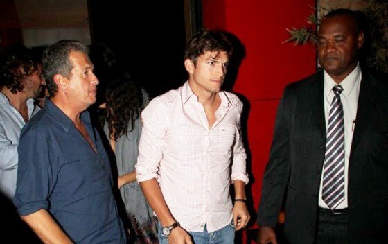 Mila Kunis, Ashton Kutcher, Luciano Huck
