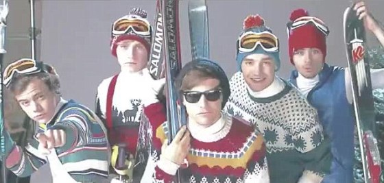One Direction, Kiss You