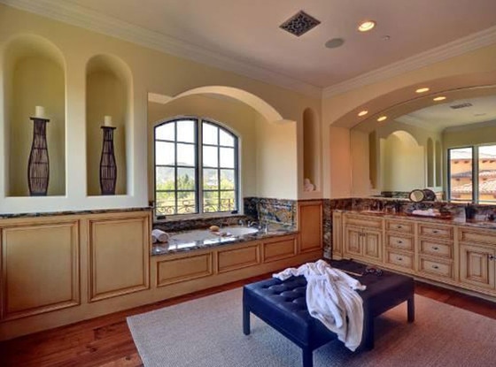Kim Kardashian, Kanye West, Bel Air House