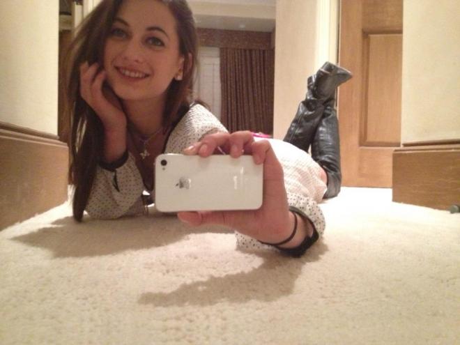 Georgia Jones, namorada de Charlie Sheen