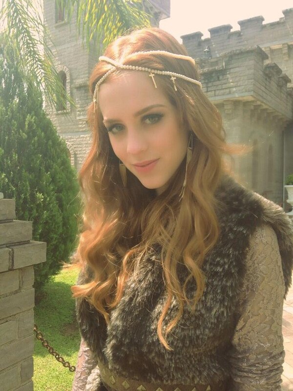 Sophia Abrahao Sophia Abrahao