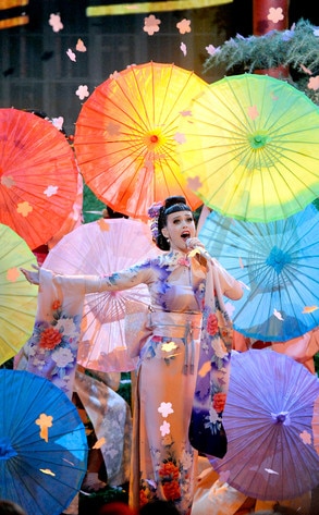 Katy Perry, 2013 American Music Awards Performances Katy Perry, 2013 American Music Awards Performances