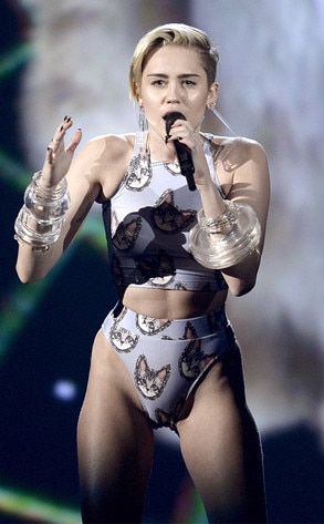 Miley Cyrus, 2013 American Music Awards Miley Cyrus, 2013 American Music Awards