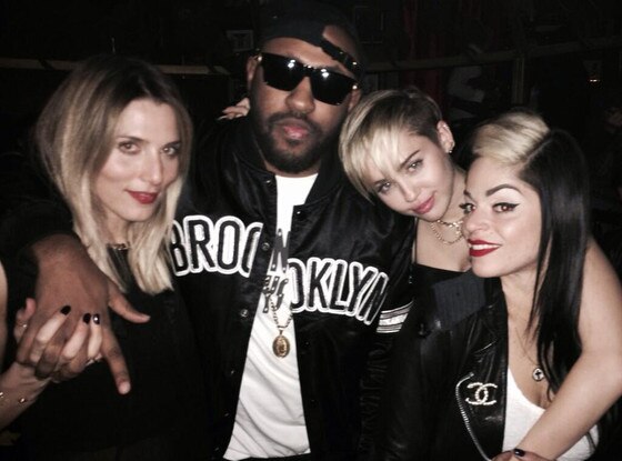 Miley Cyrus, Twitter Miley Cyrus, Twitter