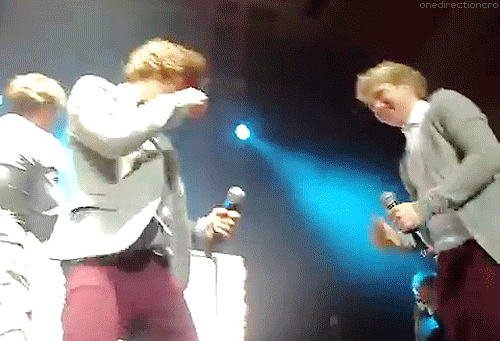 Harry Styles, Niall Horan, One Direction, GIFs Harry Styles, Niall Horan, One Direction, GIFs