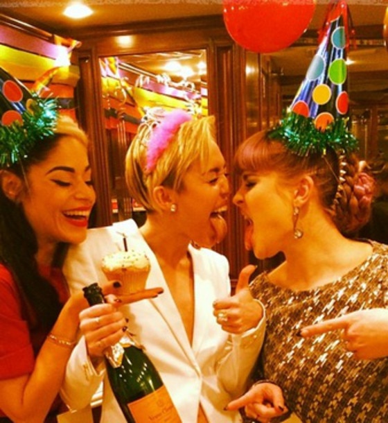 Miley Cyrus, festa Miley Cyrus Miley Cyrus, festa Miley Cyrus