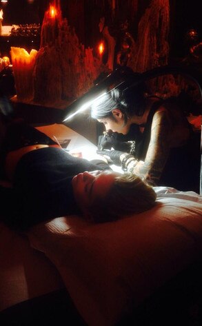 Miley Cyrus, Tattoo, Twitter Miley Cyrus, Tattoo, Twitter