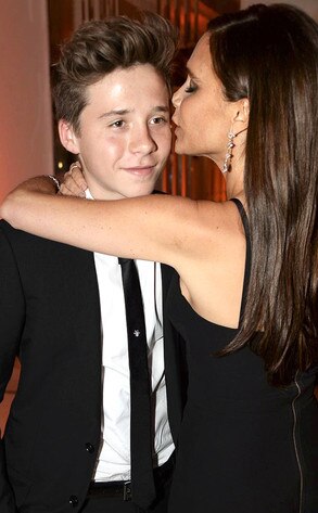 Brooklyn Beckham, Victoria Beckham, Kiss Brooklyn Beckham, Victoria Beckham, Kiss