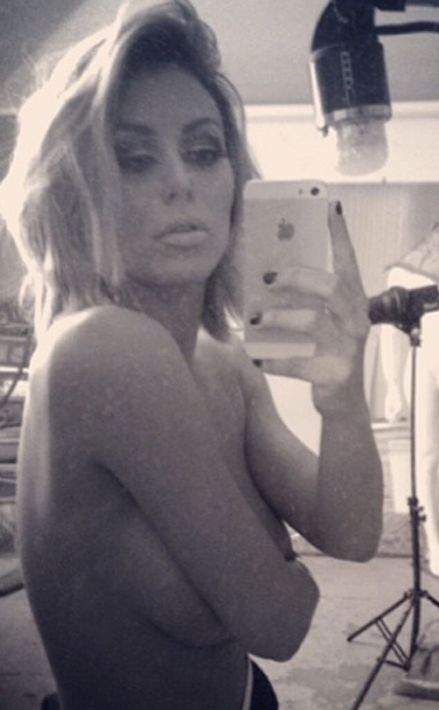 nude masterbating self pics free boy porn pics