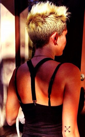 Miley Cyrus, Twit Pic, Tattoo