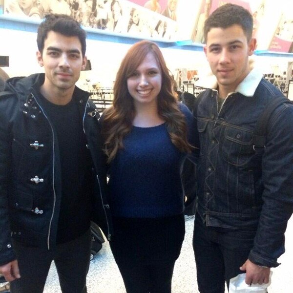 Joe Jonas, Twitter Joe Jonas, Twitter