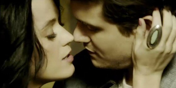 Katy Perry John Mayer clipe Who You Love Katy Perry John Mayer clipe Who You Love