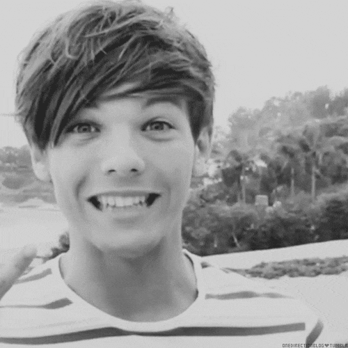 Louis Tomlinson GIFs Louis Tomlinson GIFs