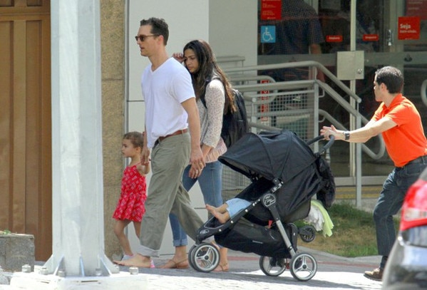 Matthew McConaughey e Camila Alves no Brasil Matthew McConaughey e Camila Alves no Brasil