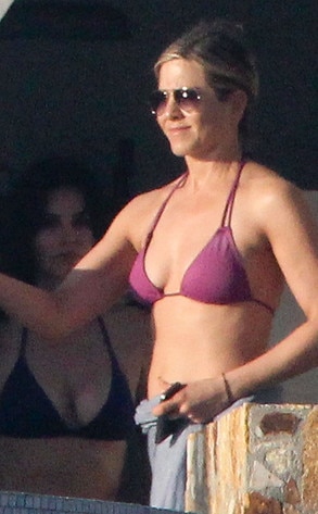 Jennifer Aniston, Courteney Cox Jennifer Aniston, Courteney Cox