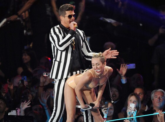 Robin Thicke, Miley Cyrus Robin Thicke, Miley Cyrus