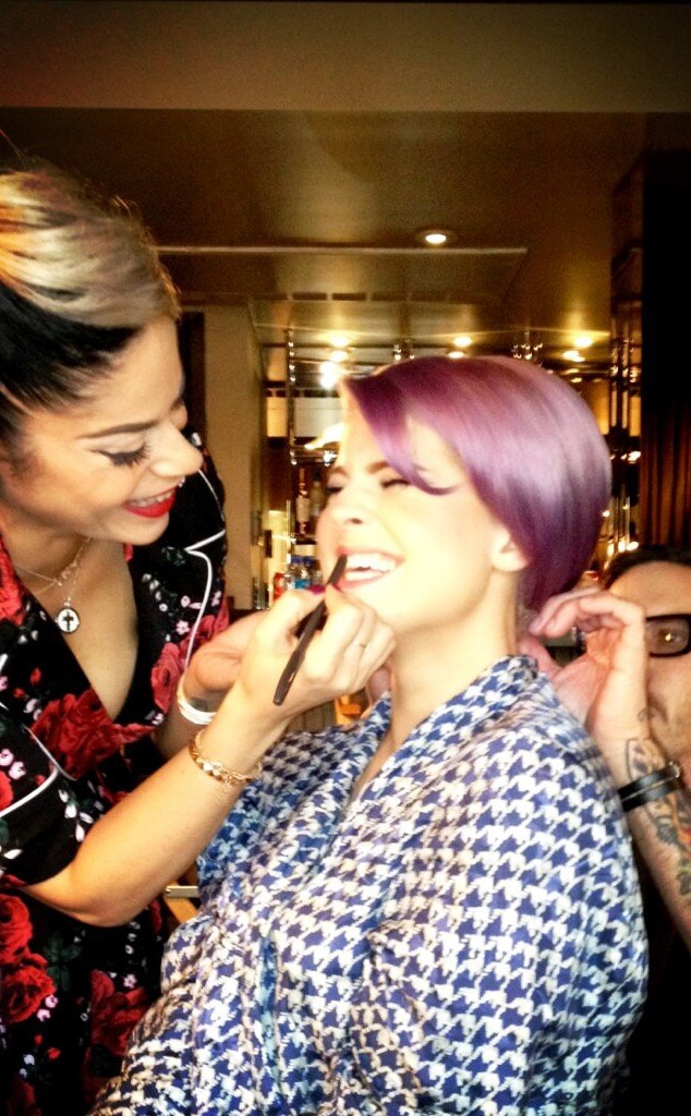Twit Pic, Oscars 2013, Kelly Osbourne