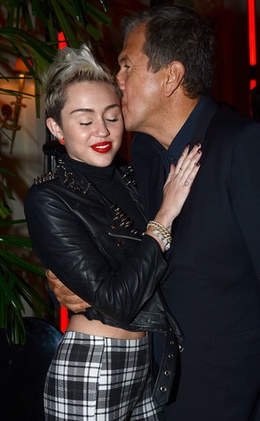 Miley Cyrus, Mario Testino Miley Cyrus, Mario Testino