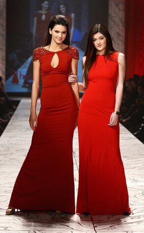 Kendall Jenner, Kylie Jenner Kendall Jenner, Kylie Jenner
