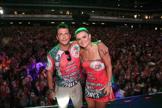 Looks Carnaval, abadas customizados