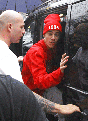 Justin Lashing out 4