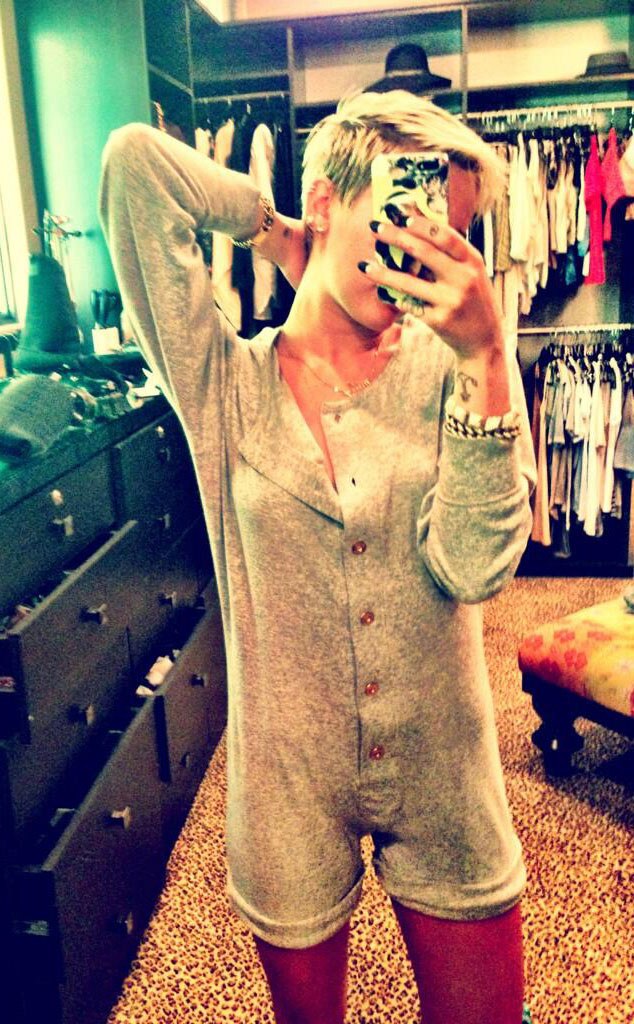 Las 'Sexy Selfies' de Miley Cyrus