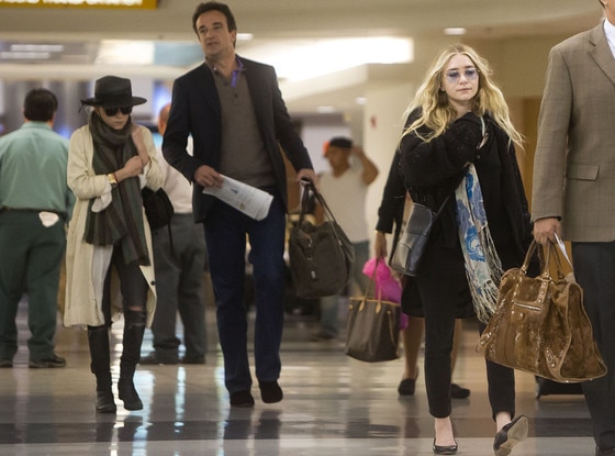 Mary-Kate Olsen, Ashley Olsen, Olivier Sarkozy Mary-Kate Olsen, Ashley Olsen, Olivier Sarkozy