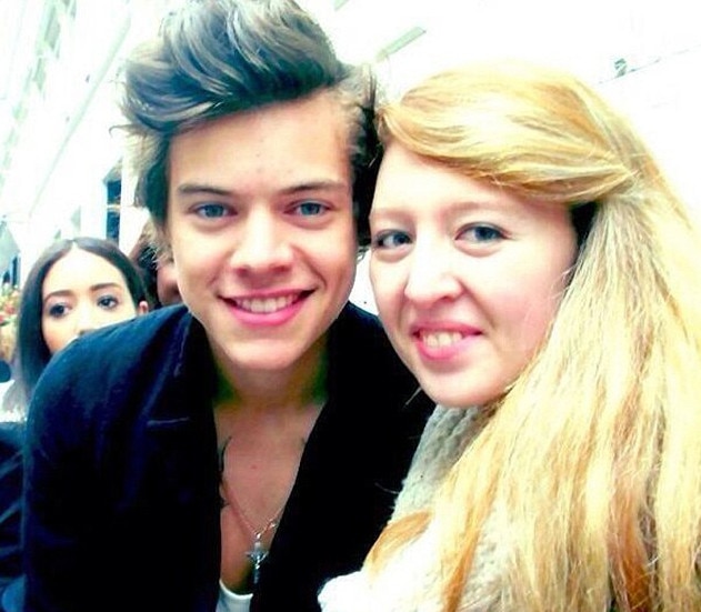 Harry Styles, Twitter, Instagram Harry Styles, Twitter, Instagram