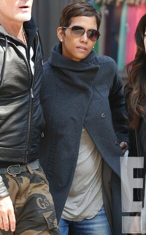 Halle Berry, Pregnant, Baby Bump Halle Berry, Pregnant, Baby Bump