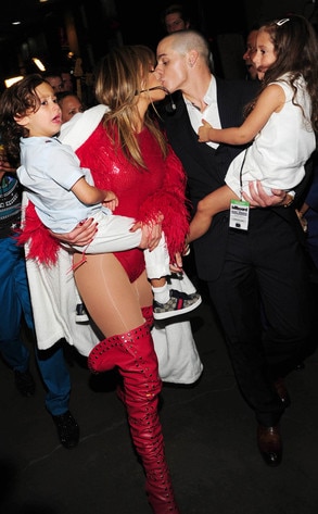 Jennifer Lopez, Emmie, Max, Casper Smart, Billboard Music Awards
