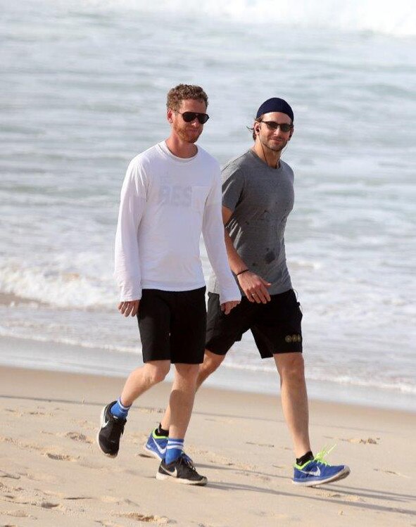 Bradley Cooper na praia, Se Beber Não Case 3 Bradley Cooper na praia, Se Beber Não Case 3