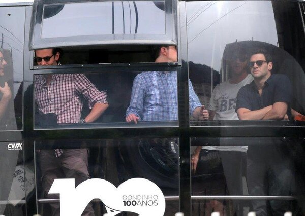 Bradley Cooper na praia, Se Beber Não Case 3 Bradley Cooper na praia, Se Beber Não Case 3