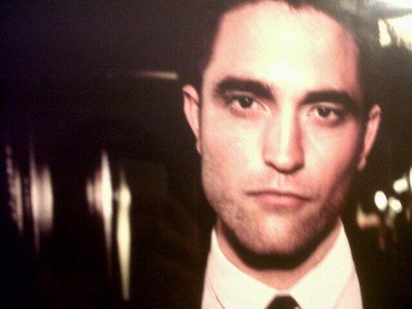 Robert Pattinson, Dior, Twitter, Dior Homme Robert Pattinson, Dior, Twitter, Dior Homme