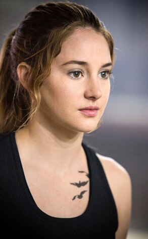 DIVERGENT DIVERGENT
