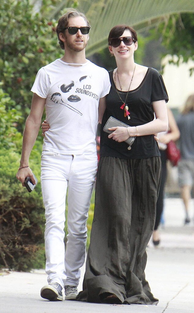 Anne Hathaway, Adam Shulman Anne Hathaway, Adam Shulman