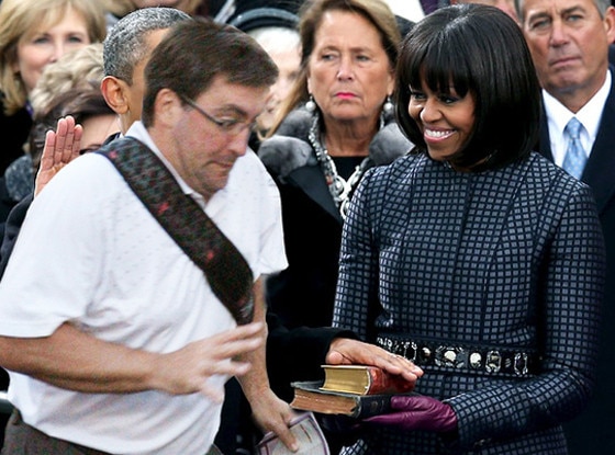 In the way guy, Inauguration In the way guy, Inauguration