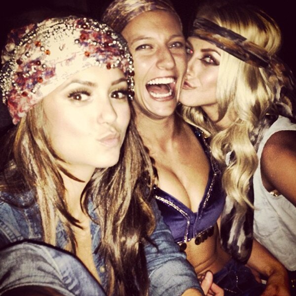 Julianne Hough, Selena Gomez, Party Julianne Hough, Selena Gomez, Party
