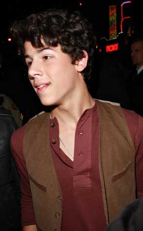 Nicki Jonas, evolução Nick Jonas Nicki Jonas, evolução Nick Jonas