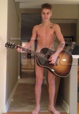 Justin Bieber, desnudo