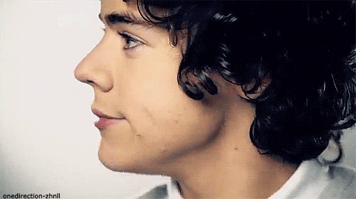 Harry Styles GIFs Harry Styles GIFs
