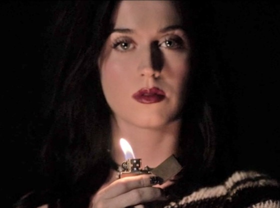 Katy Perry, Roar, Burning Baby Blue Katy Perry, Roar, Burning Baby Blue