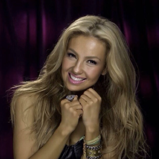 Thalia Thalia