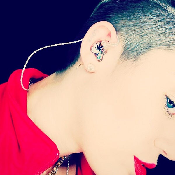 Las 'Sexy Selfies' de Miley Cyrus