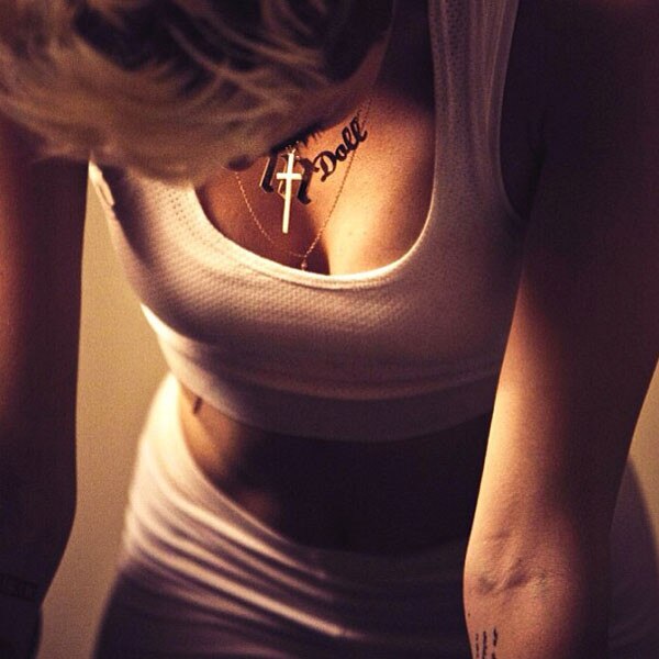 Las 'Sexy Selfies' de Miley Cyrus