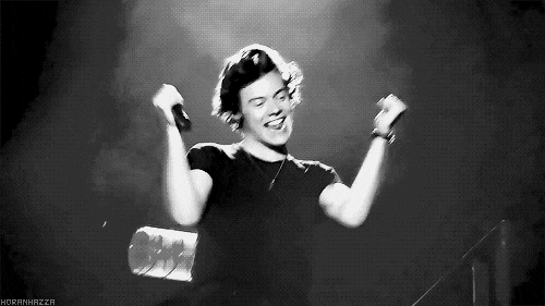 Harry Styles GIFs Harry Styles GIFs